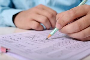 El SESCAM, tercer servicio de salud en anunciar su calendario de exámenes para 2025 AulaPlus Formación AulaPlus Formación El SESCAM, tercer servicio de salud en anunciar su calendario de exámenes para 2025